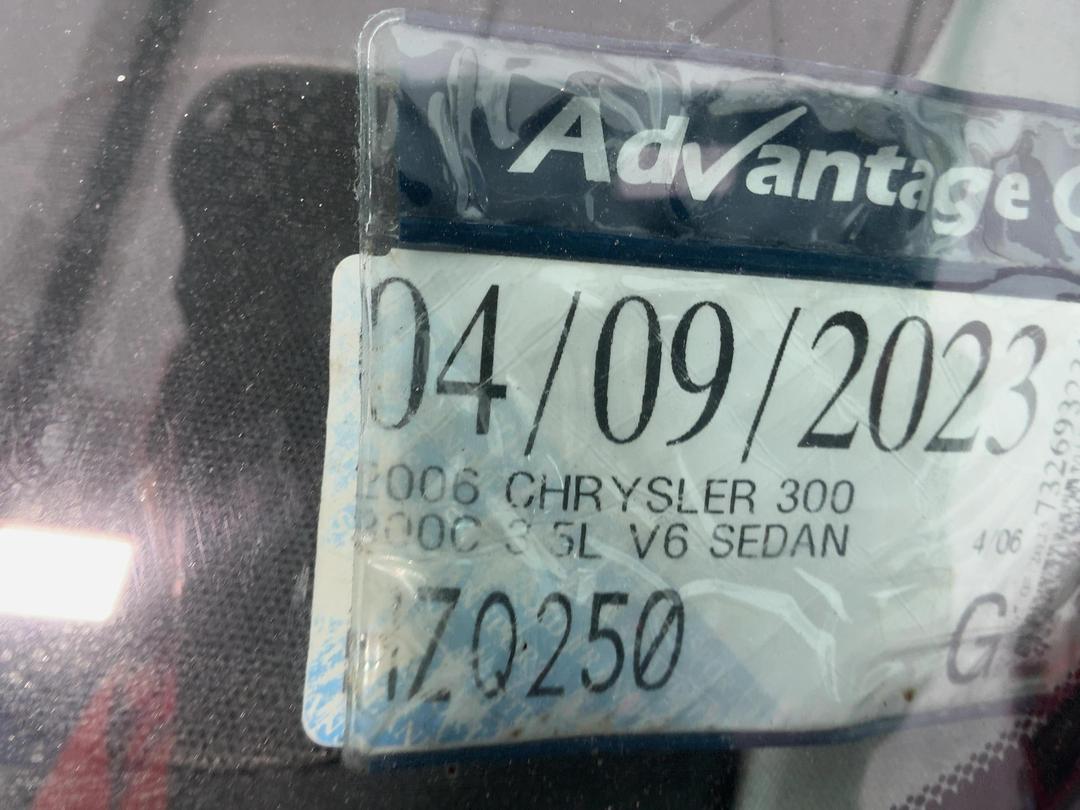 Photo '21' of Chrysler 300 C V6 Photo '21' of Chrysler 300 C V6