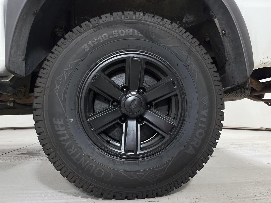 Photo '9' of Ford Courier TD XLX CR W/S