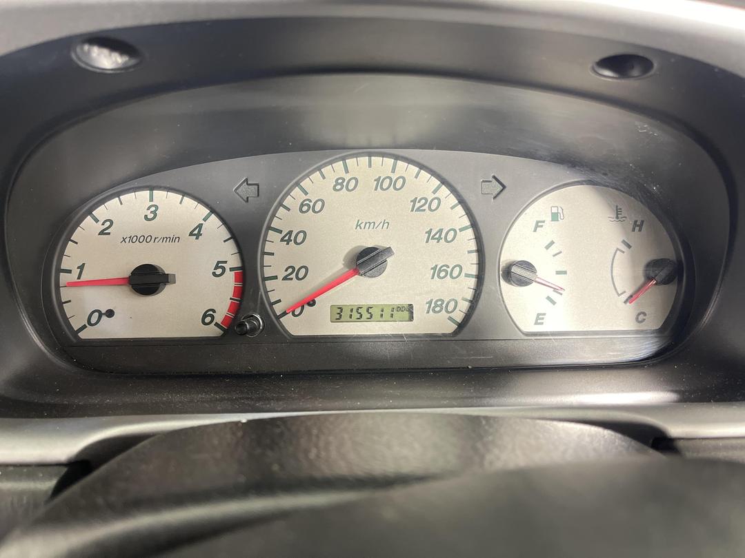 Photo '19' of Ford Courier TD XLX CR W/S