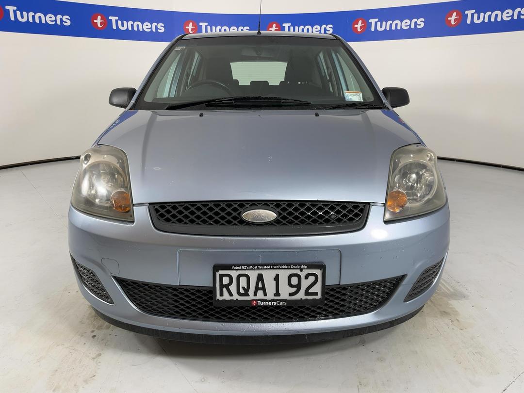 Photo '2' of Ford Fiesta