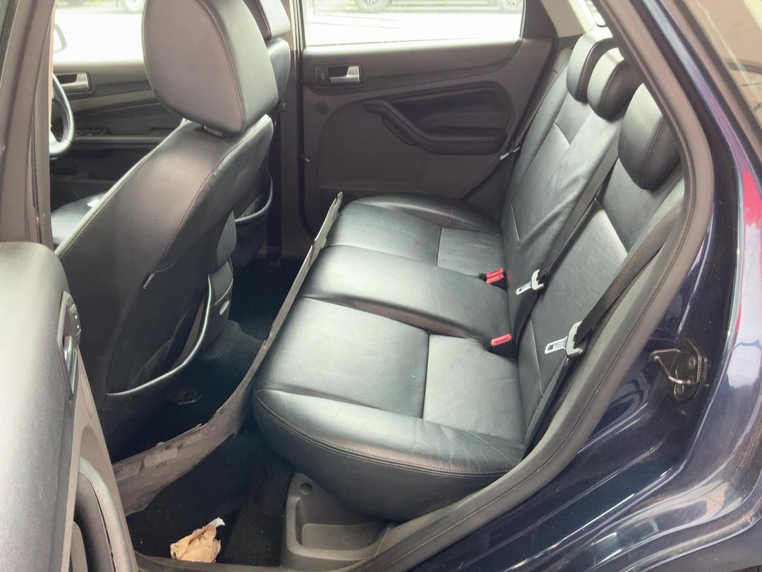 Photo '18' of Ford Focus Photo '18' of Ford Focus