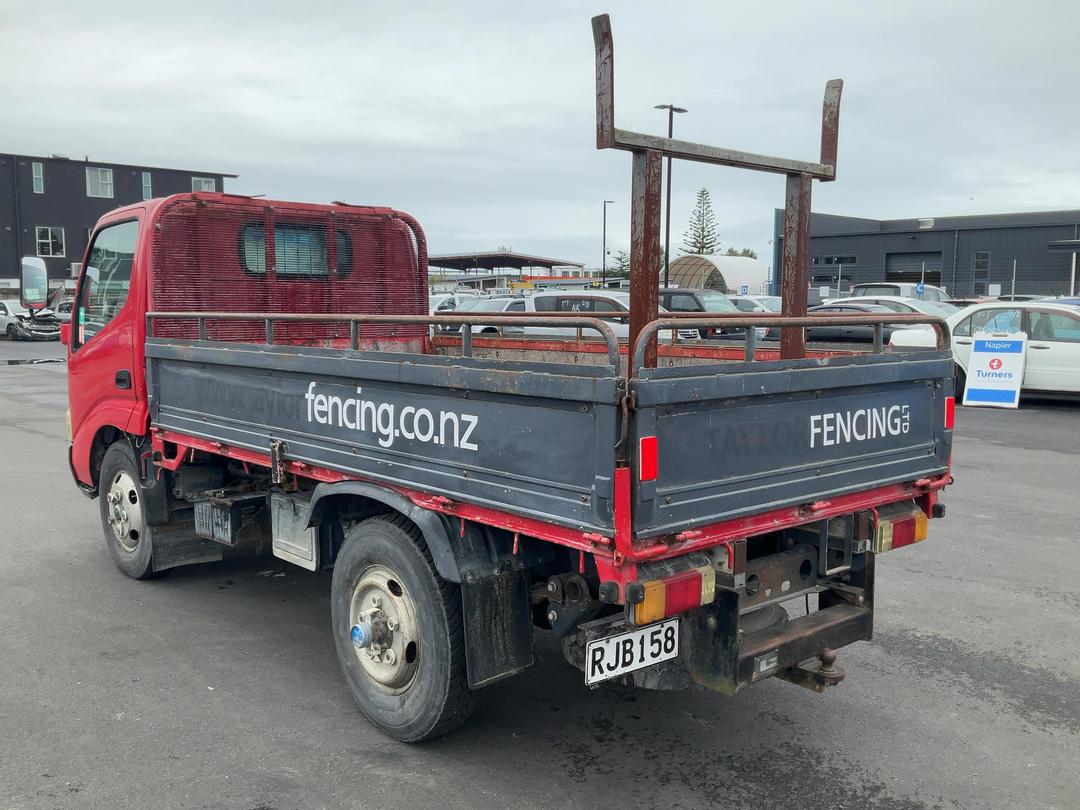 Photo '6' of Hino Dutro Flat Deck
