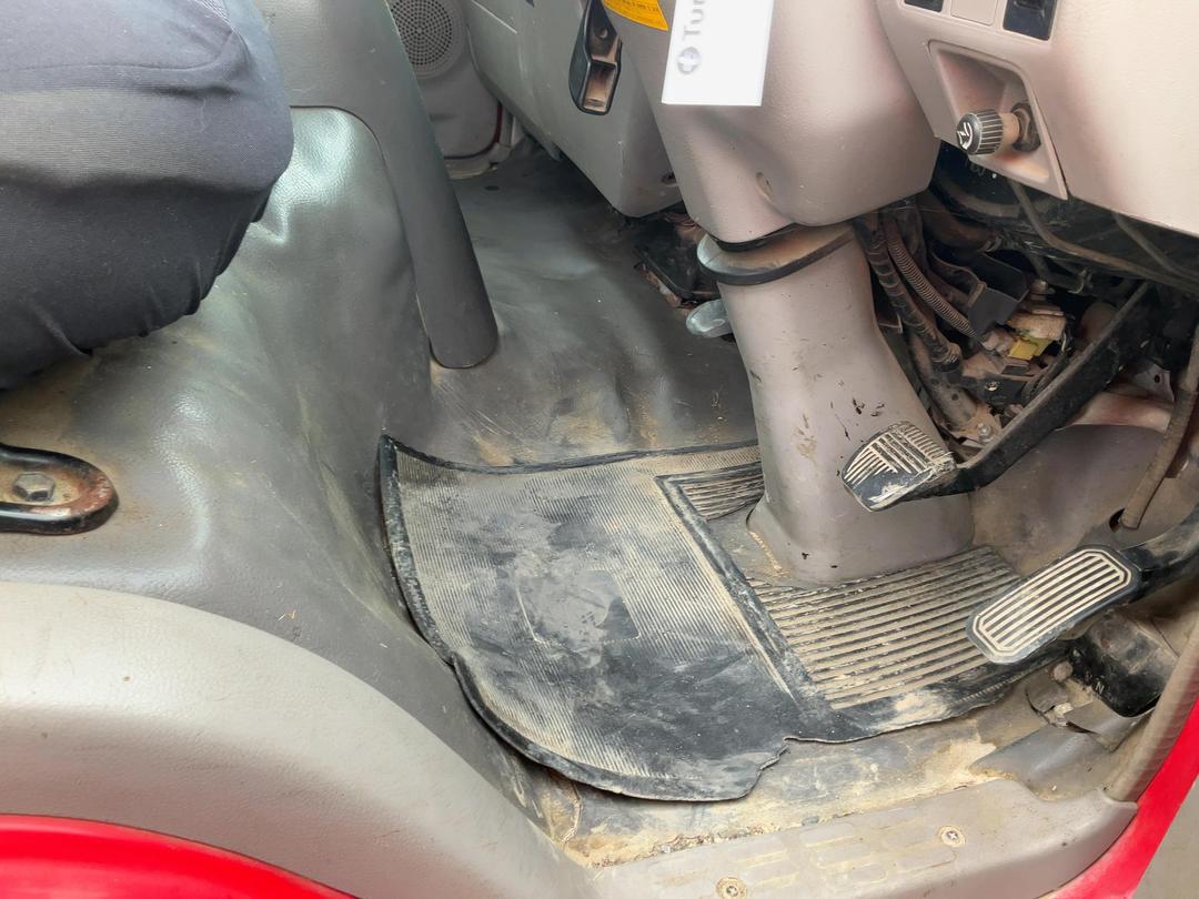 Photo '19' of Hino Dutro Flat Deck