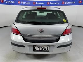 Photo '6' of Holden Astra