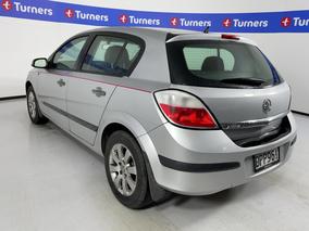 Photo '5' of Holden Astra