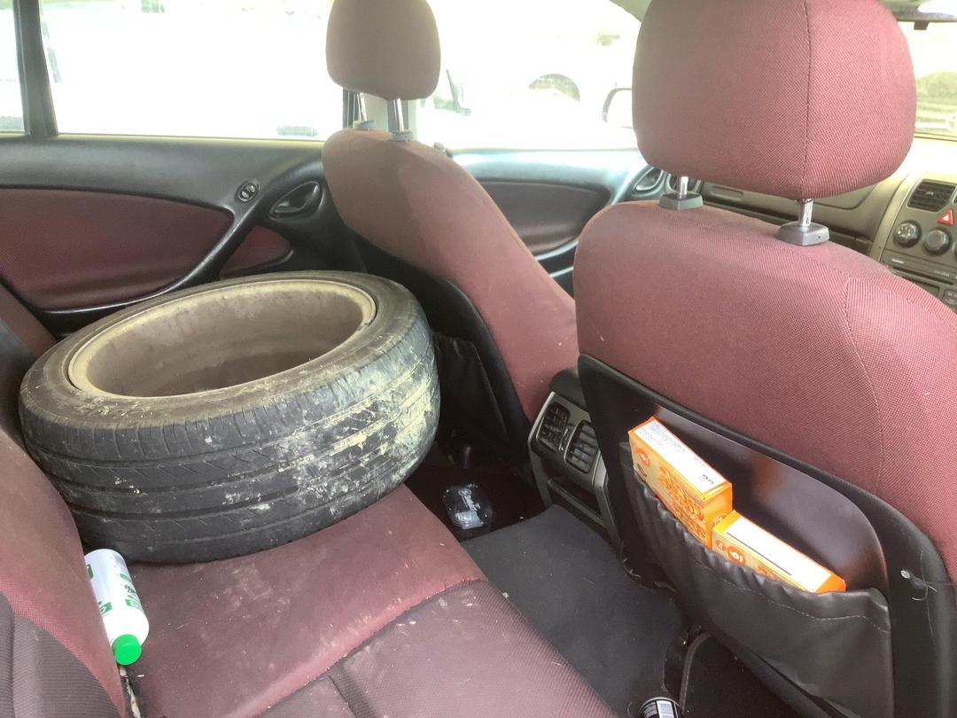 Photo '8' of Holden Commodore S V6