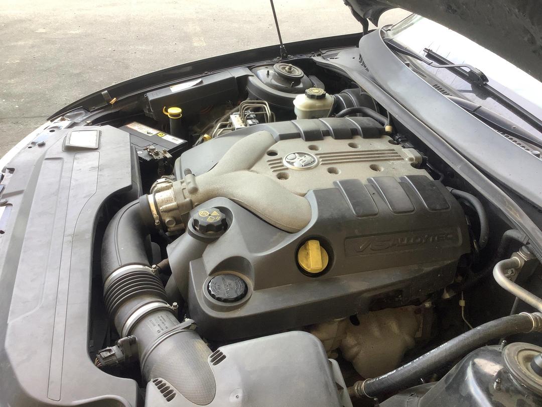 Photo '19' of Holden Commodore S V6