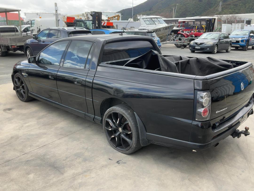 Photo '5' of Holden Crewman S V6