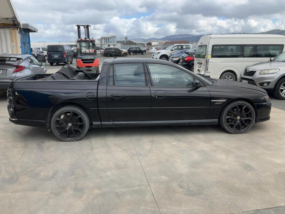 Photo '8' of Holden Crewman S V6