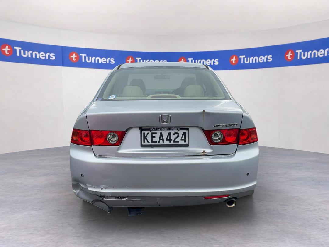 Photo '5' of Honda Accord Photo '5' of Honda Accord
