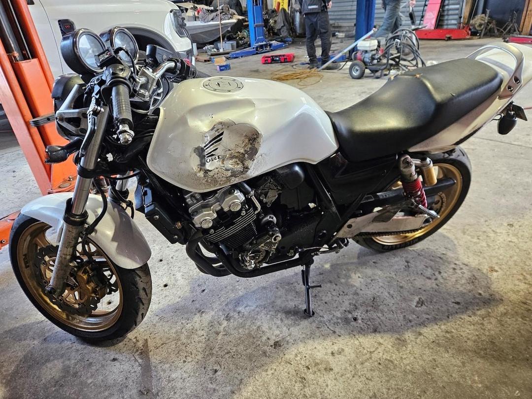 Photo '2' of Honda CB 400SF6