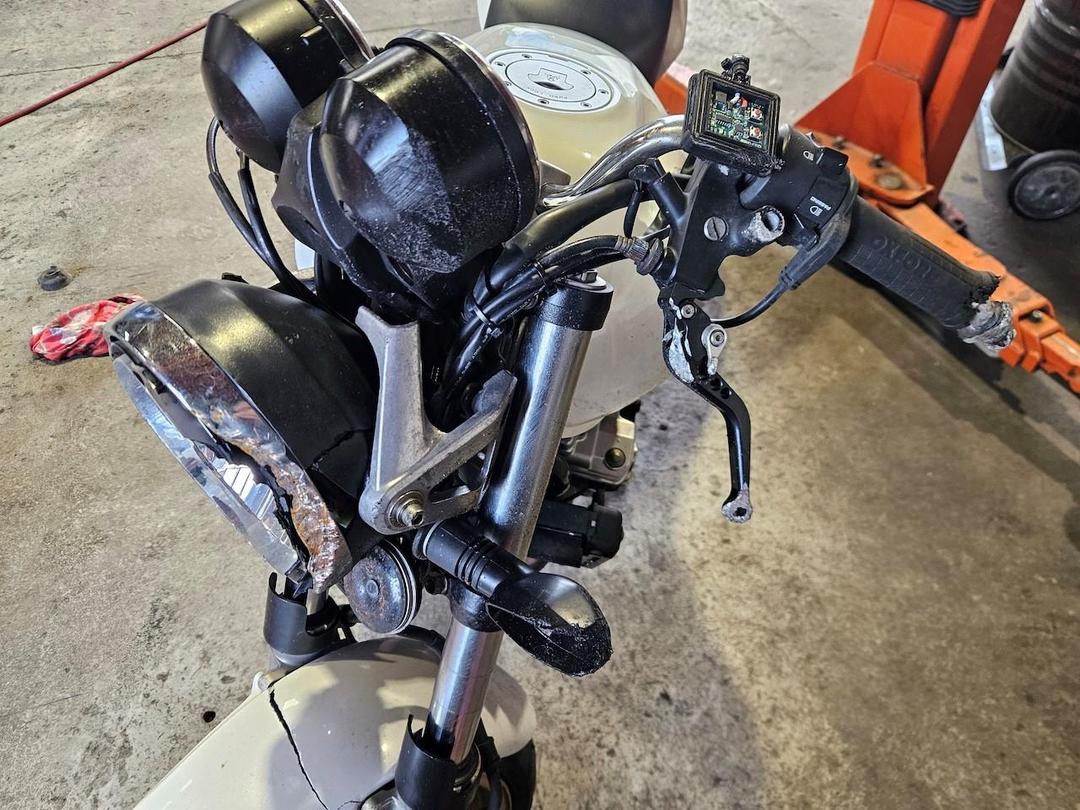 Photo '5' of Honda CB 400SF6