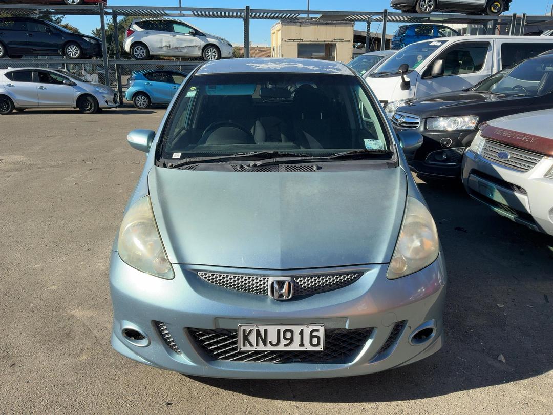 Photo '2' of Honda FIT