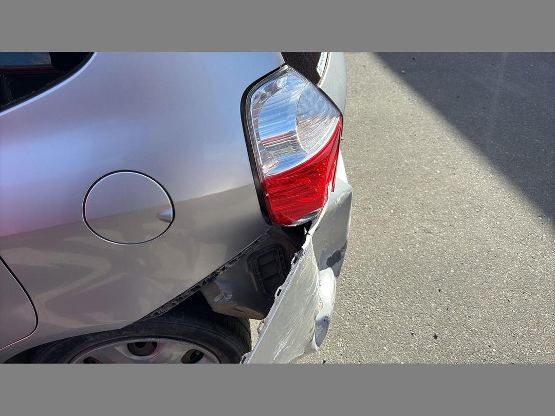 Photo '6' of Honda FIT