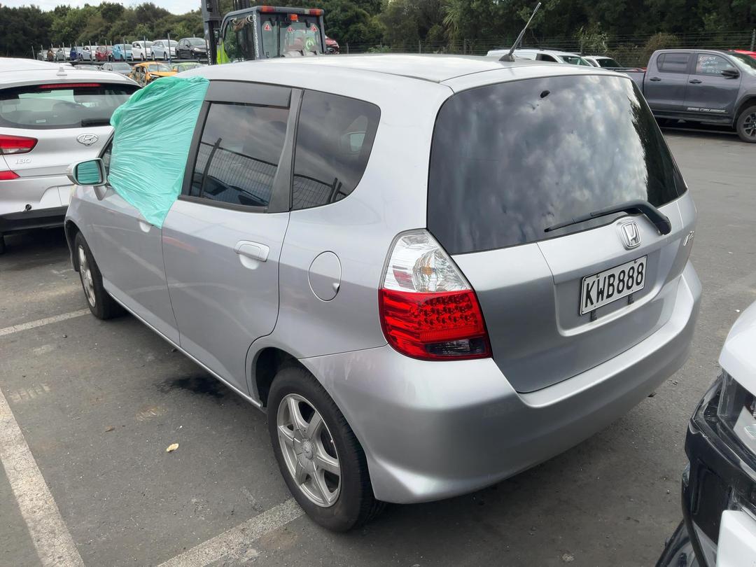 Photo '3' of Honda FIT