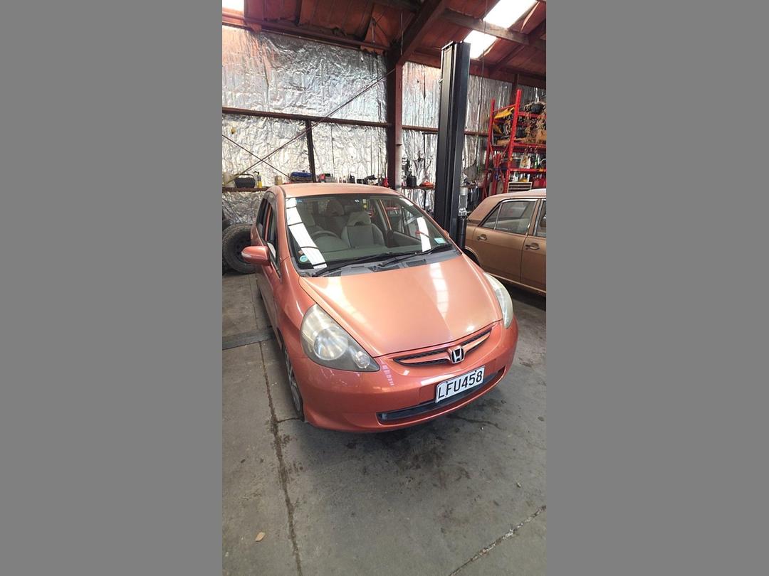Photo '3' of Honda FIT Photo '3' of Honda FIT