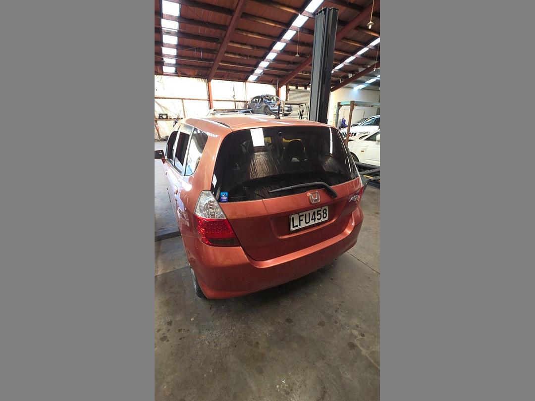 Photo '5' of Honda FIT Photo '5' of Honda FIT
