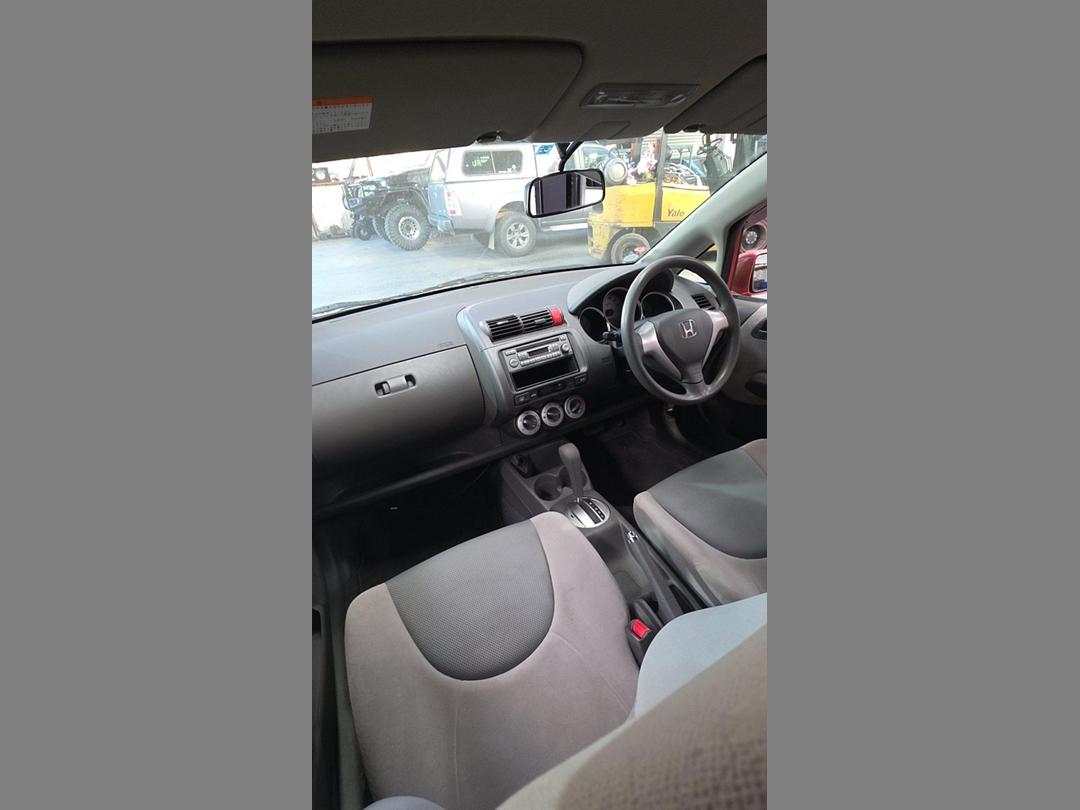 Photo '6' of Honda FIT Photo '6' of Honda FIT