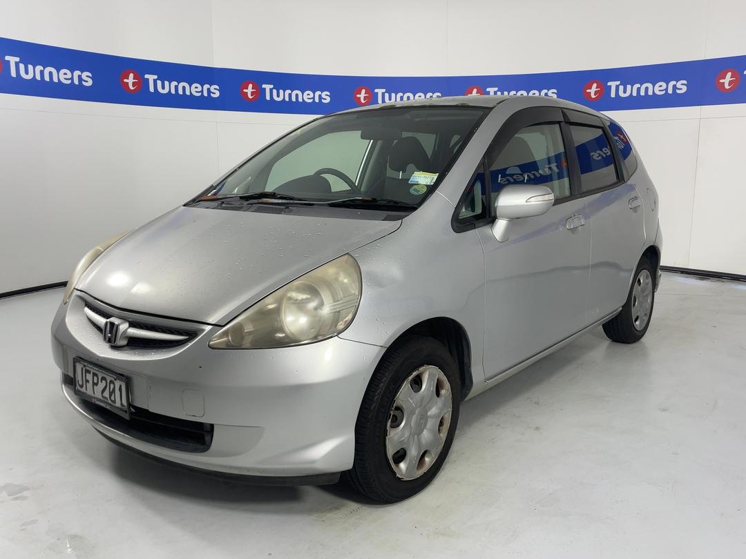 Photo '4' of Honda FIT
