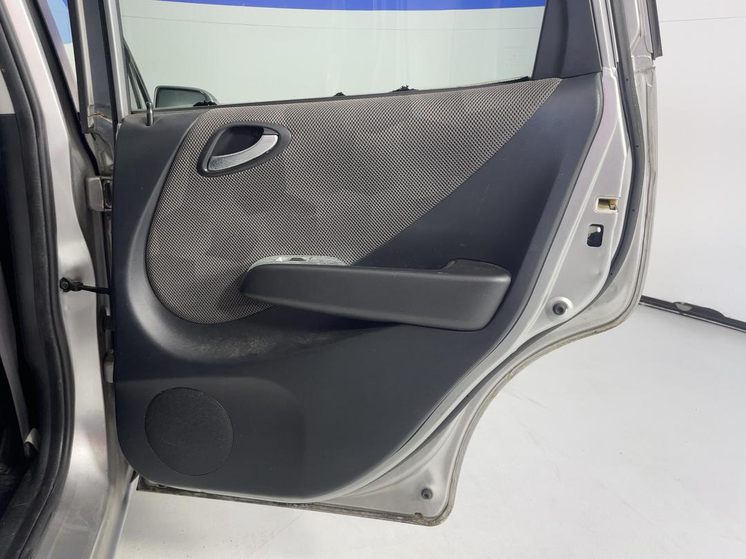 Photo '19' of Honda FIT