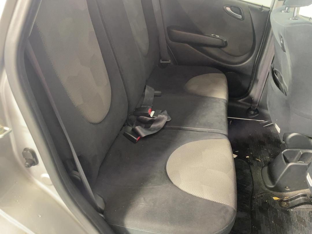 Photo '20' of Honda FIT