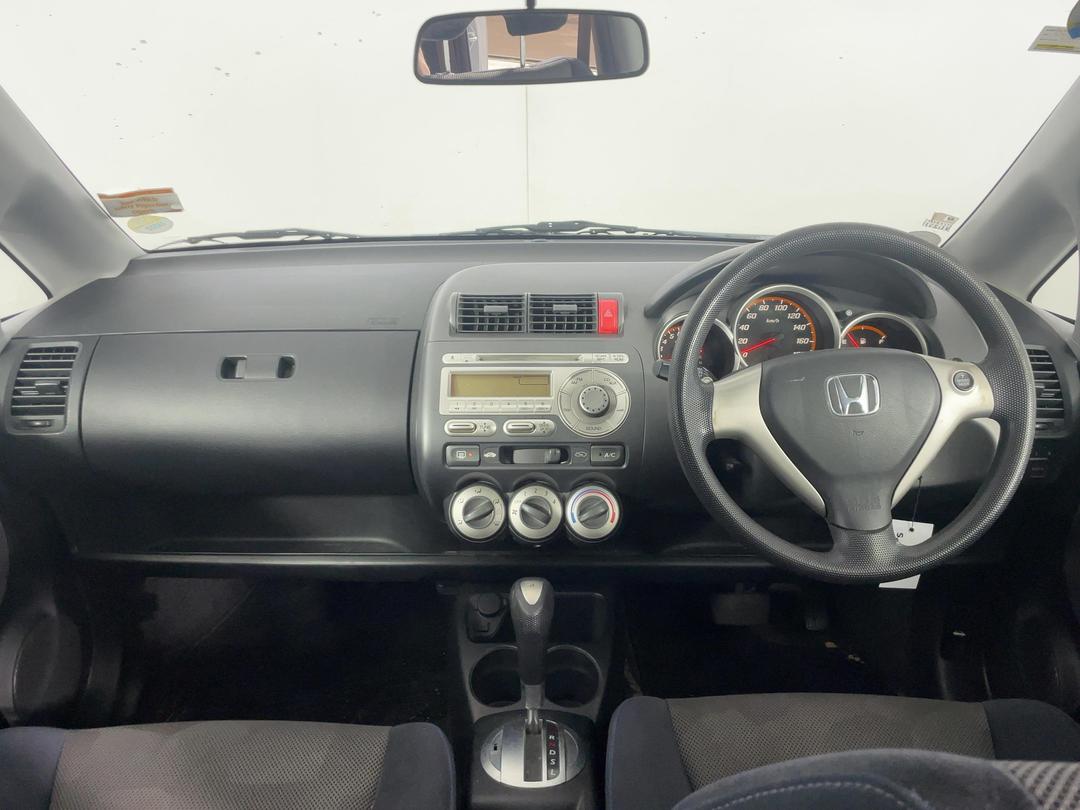 Photo '17' of Honda FIT