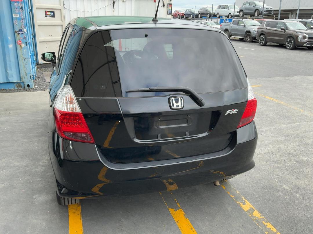 Photo '12' of Honda FIT
