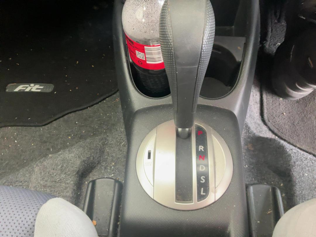 Photo '13' of Honda FIT Photo '13' of Honda FIT