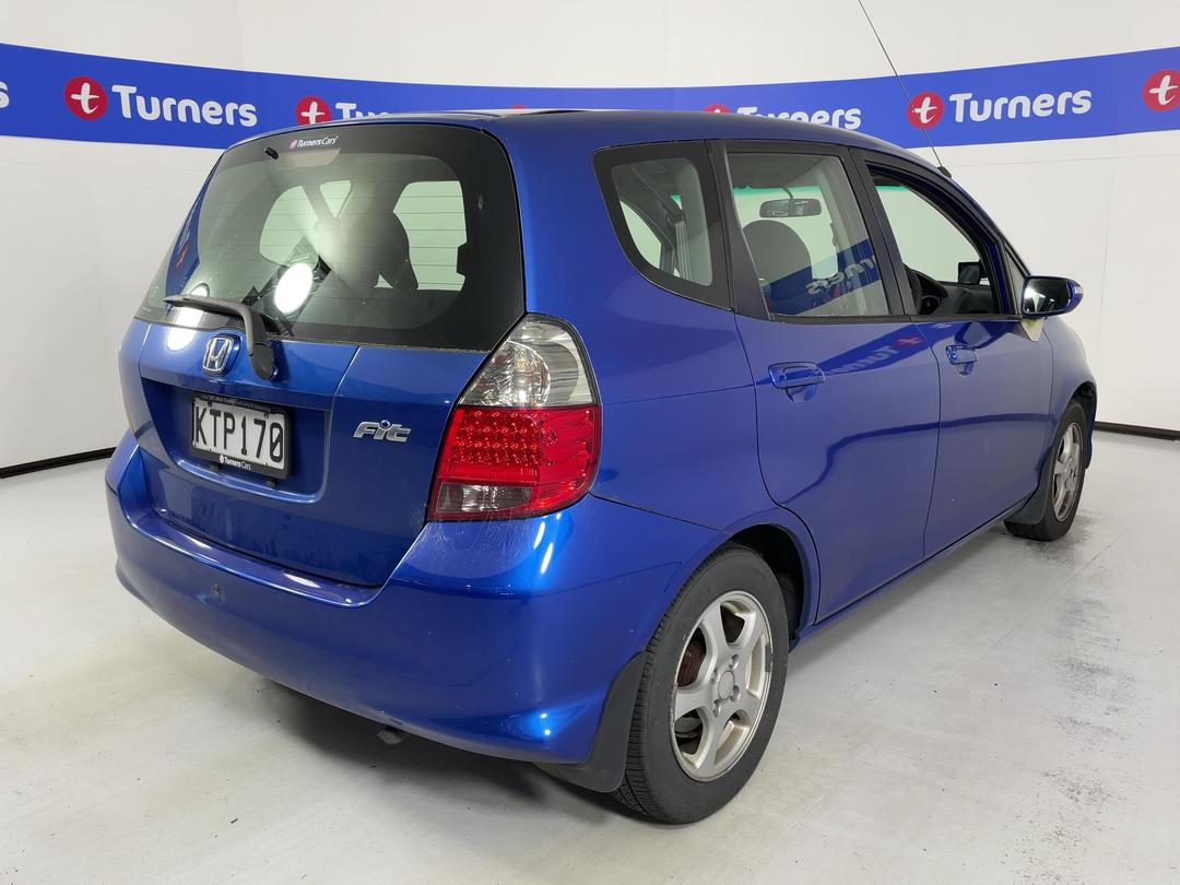 Photo '7' of Honda FIT
