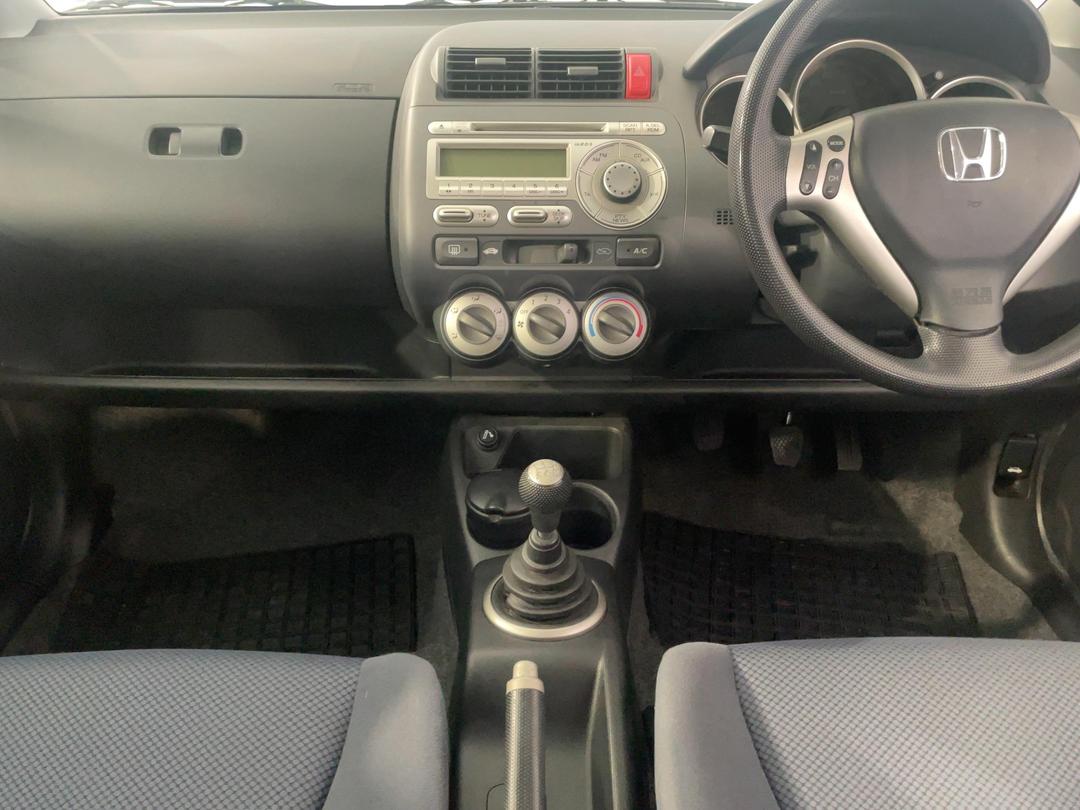 Photo '18' of Honda Jazz