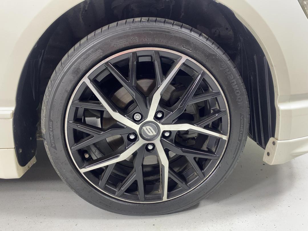 Photo '9' of Honda Odyssey