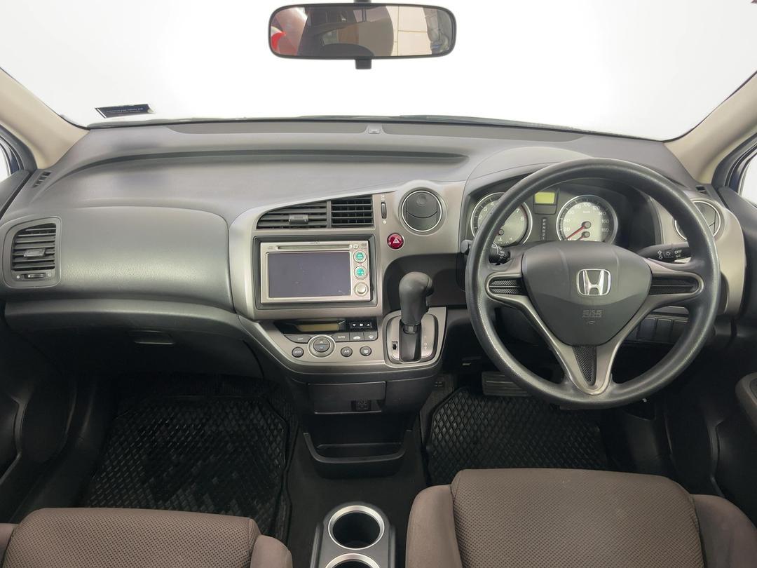 Photo '17' of Honda Stream