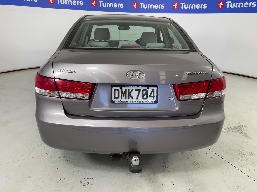 Photo '6' of Hyundai Sonata