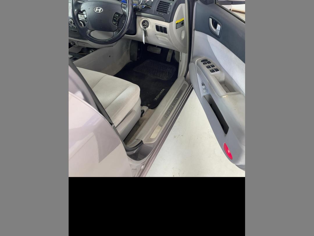 Photo '15' of Hyundai Sonata