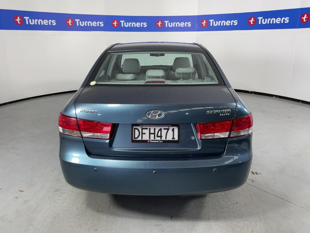 Photo '6' of Hyundai Sonata
