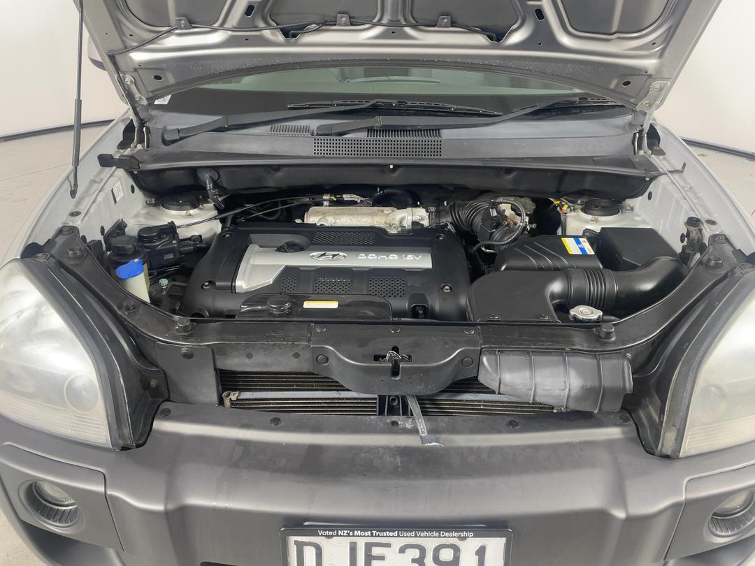 Photo '11' of Hyundai Tucson GLS Photo '11' of Hyundai Tucson GLS