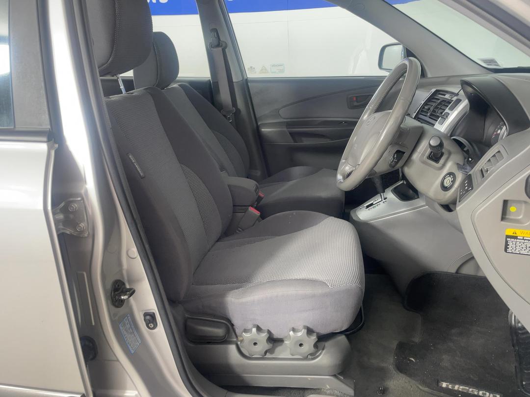 Photo '14' of Hyundai Tucson GLS Photo '14' of Hyundai Tucson GLS