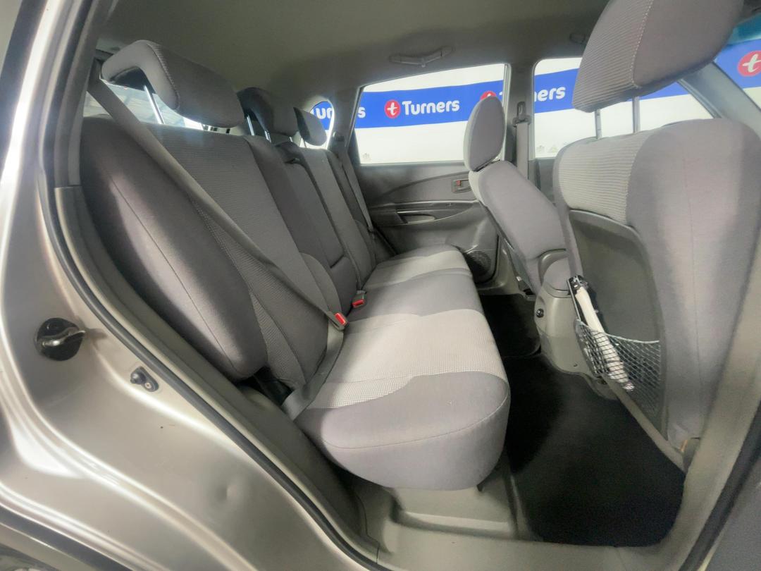 Photo '18' of Hyundai Tucson GLS Photo '18' of Hyundai Tucson GLS