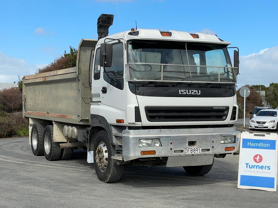 Photo '1' of Isuzu EXZ 400R GIGAMAX Tipper
