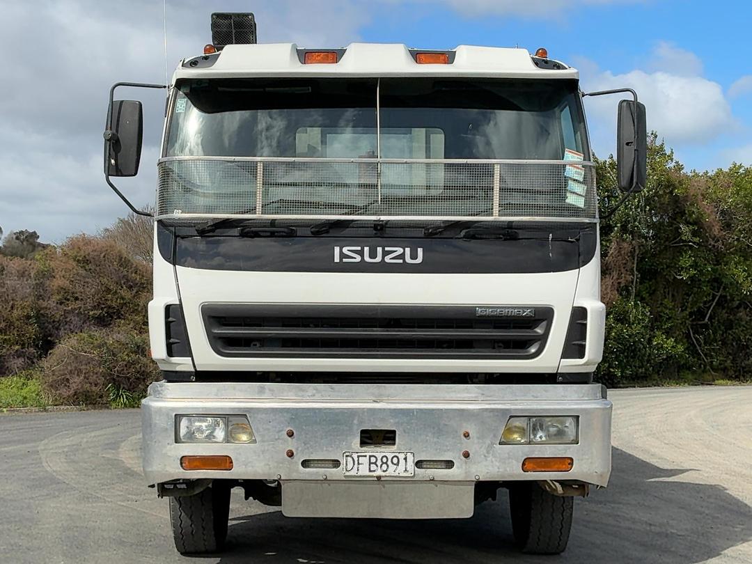 Photo '11' of Isuzu EXZ 400R GIGAMAX Tipper