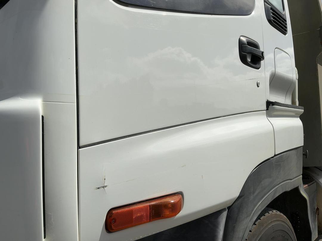 Photo '27' of Isuzu EXZ 400R GIGAMAX Tipper