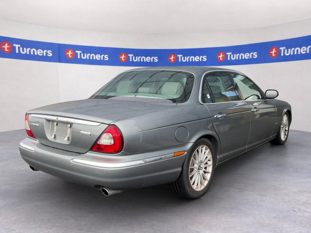 Photo '6' of Jaguar XJ 4.2 Executive Photo '6' of Jaguar XJ 4.2 Executive