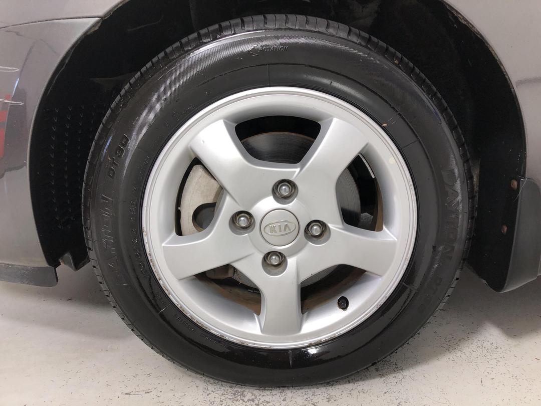 Photo '10' of KIA Cerato