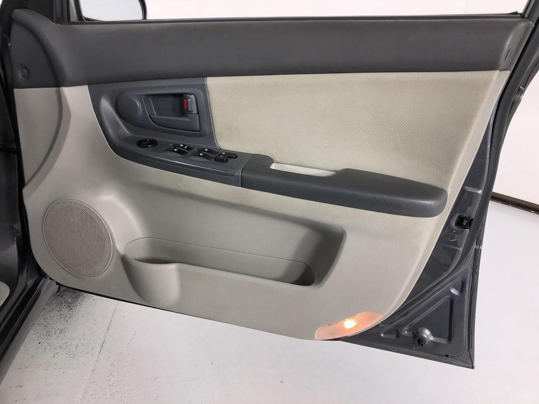 Photo '15' of KIA Cerato