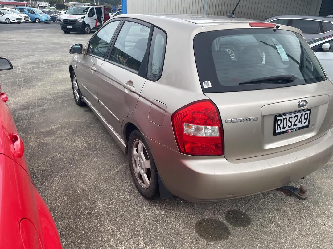 Photo '7' of KIA Cerato