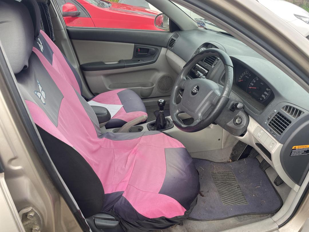 Photo '10' of KIA Cerato