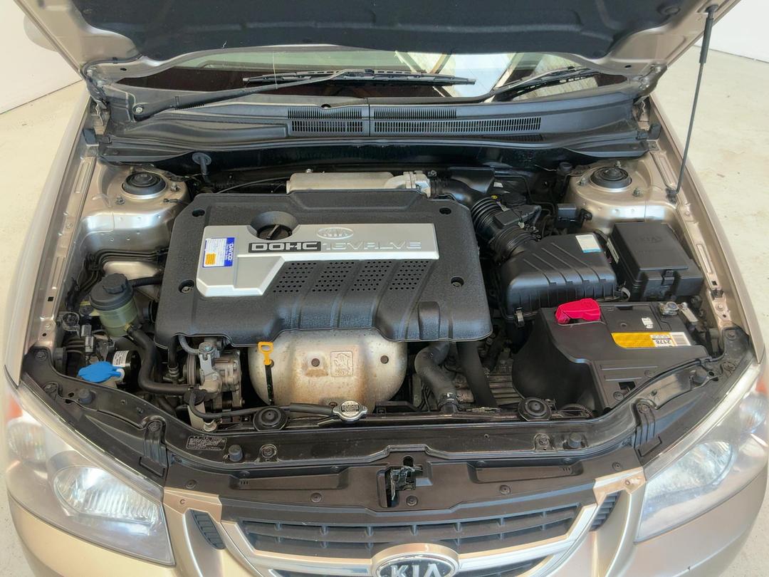 Photo '11' of KIA Cerato Photo '11' of KIA Cerato
