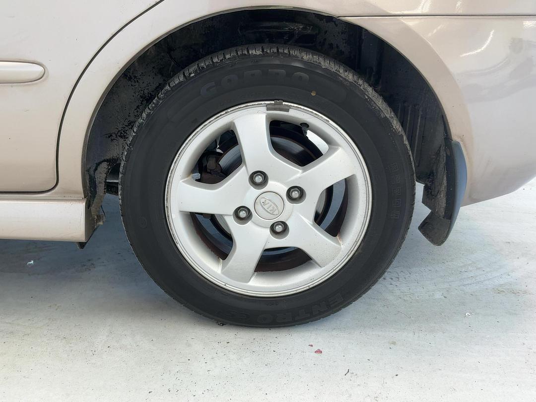 Photo '9' of KIA Cerato Photo '9' of KIA Cerato