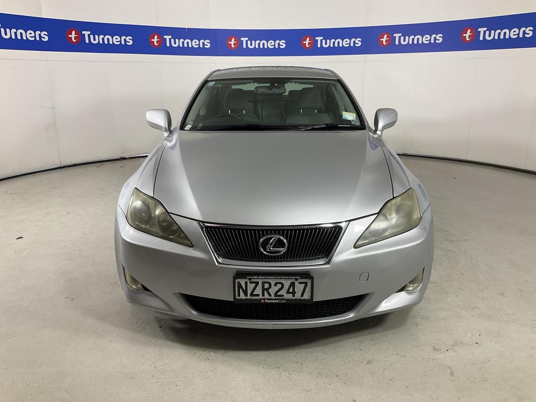 Photo '2' of Lexus IS250
