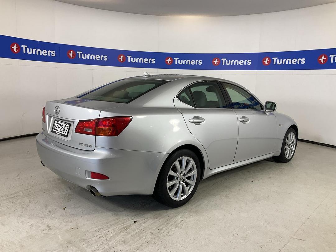 Photo '7' of Lexus IS250